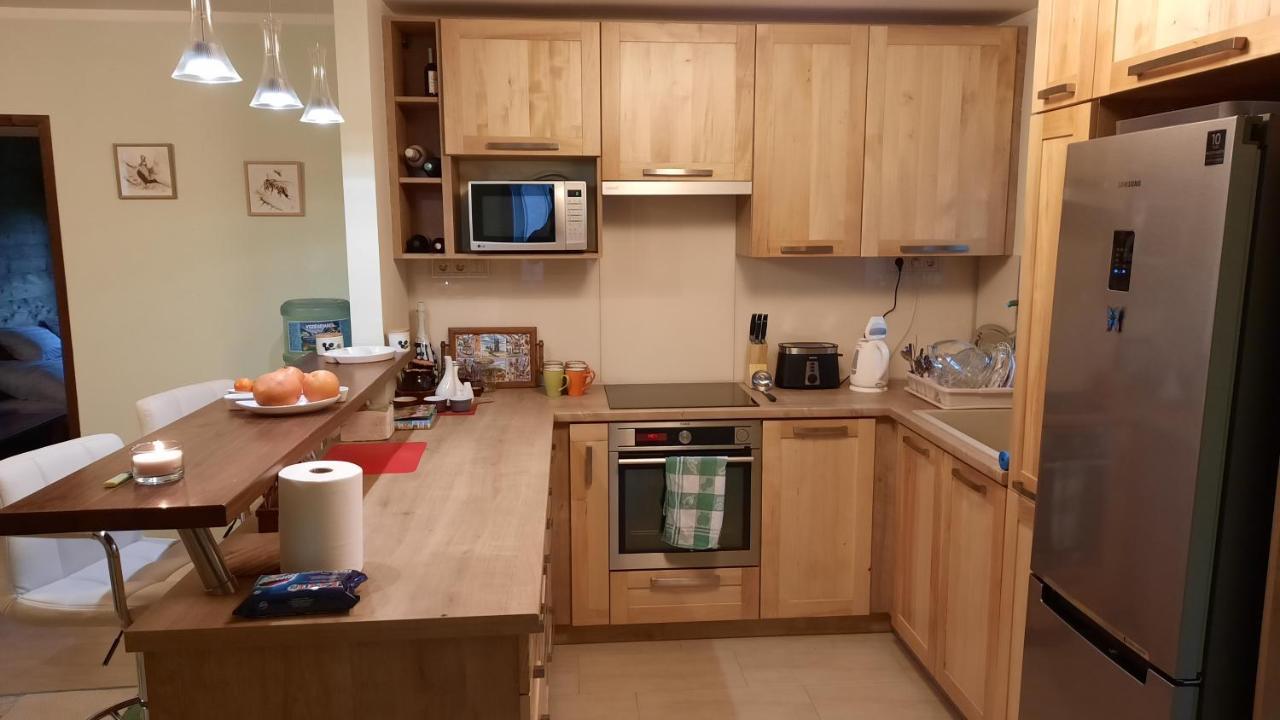Aranypatak Apartmanhaz Szombathely Exterior foto